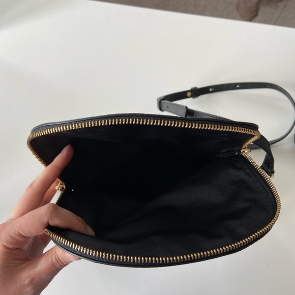 Marc Jacobs The Groove Mini Messenger Bag - Picture 8 of 12